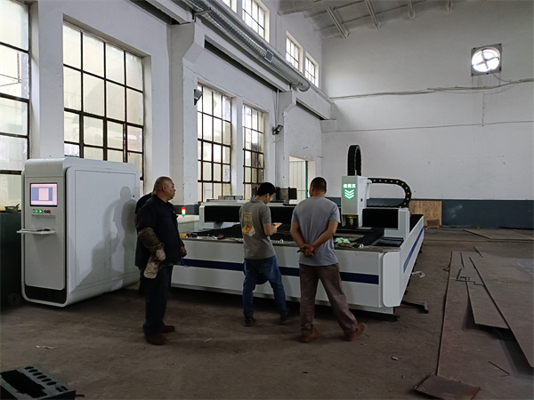 數(shù)控激光切割機與數(shù)控等離子切割機的優(yōu)缺對比