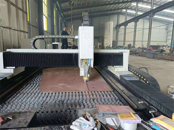 數(shù)控光纖激光切割機(jī) 數(shù)控光纖激光切割機(jī)